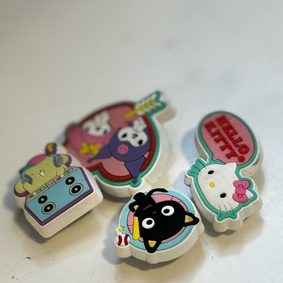 with free items! WOMENS CROCS CLASSIC MEGA CRUSH CLOG + ✨FREE JIBBITZ ✨ - Picture 5 of 5